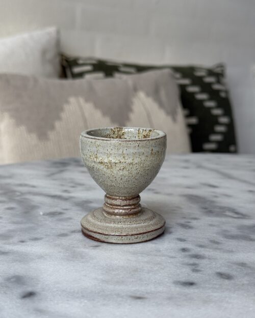 Æggebæger lysegrå